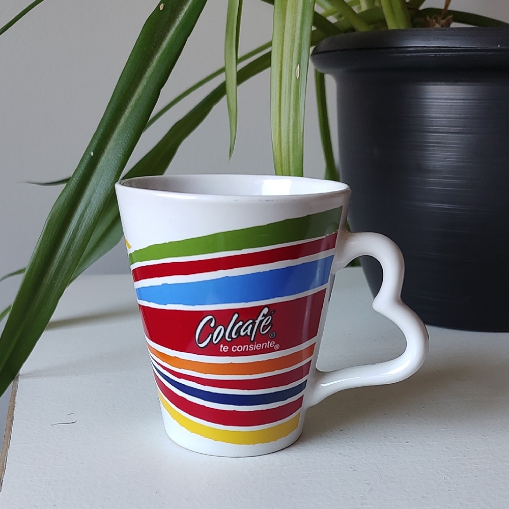 Calcafe Mug Featuring The Slogan Te Consiente